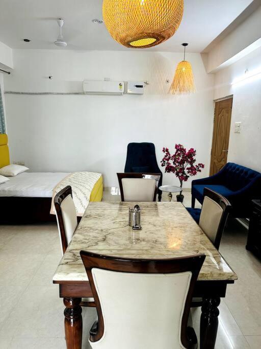 Nilambar Apartment