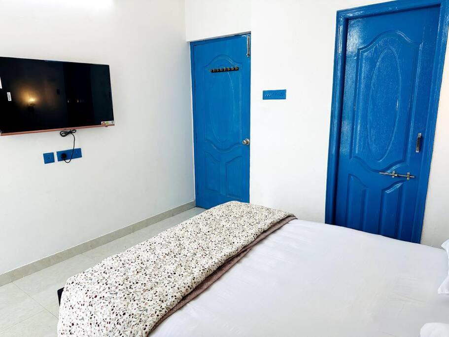 Nilambar Apartment
