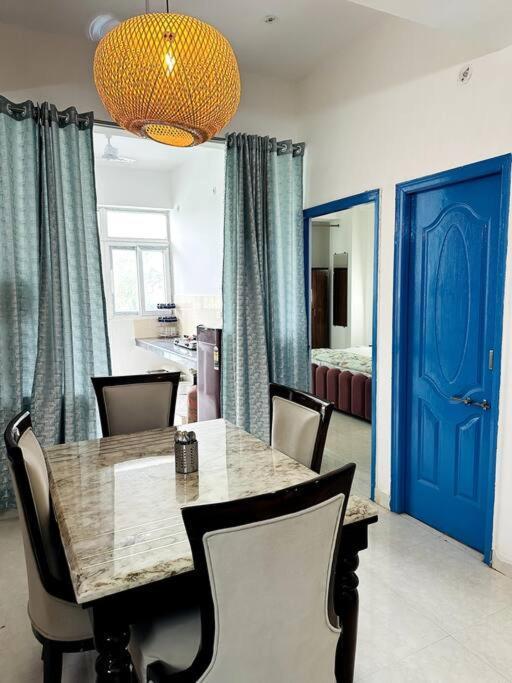 Nilambar Apartment Varanasi
